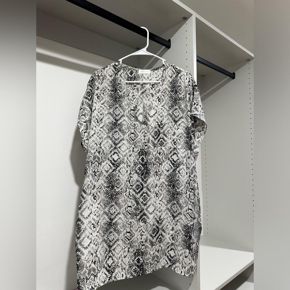 Vestique Dress Snake Print